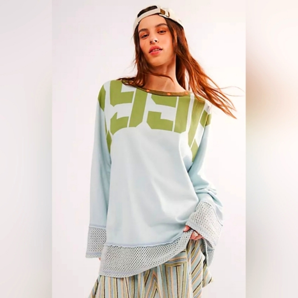 Free People Oversized Courtside Long Sleeved Graphic tee Size Medium NWT $98
